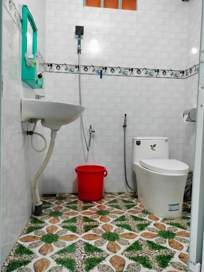 Nhà Nghỉ NgọC PhuọNg Hon Son Ξενοδοχείο Lai Son Εξωτερικό φωτογραφία